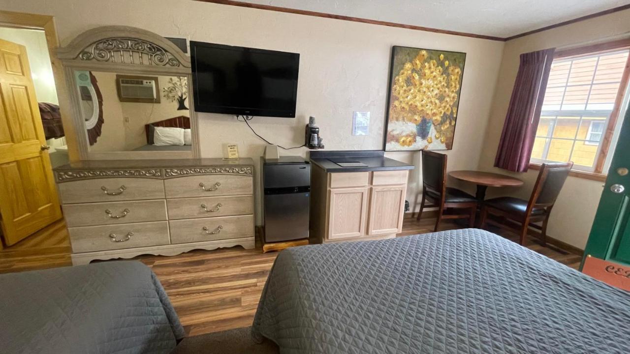 Hotel Cedar Wood
