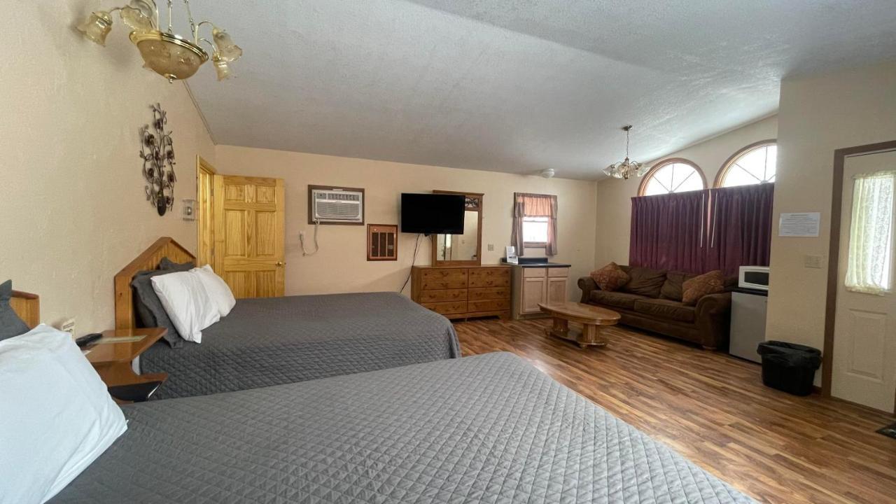 Cedar Wood Hotel 5*