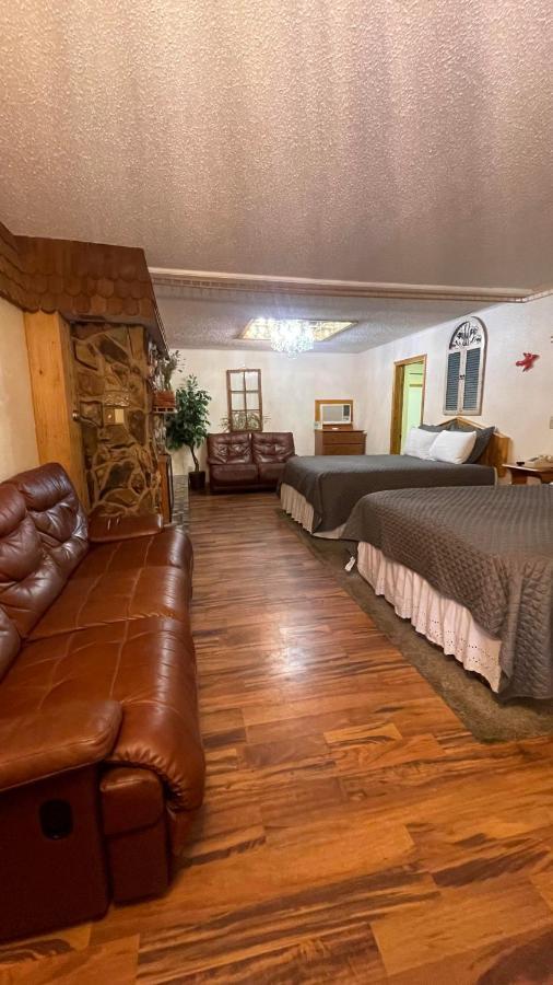 Cedar Wood Hotel Deadwood