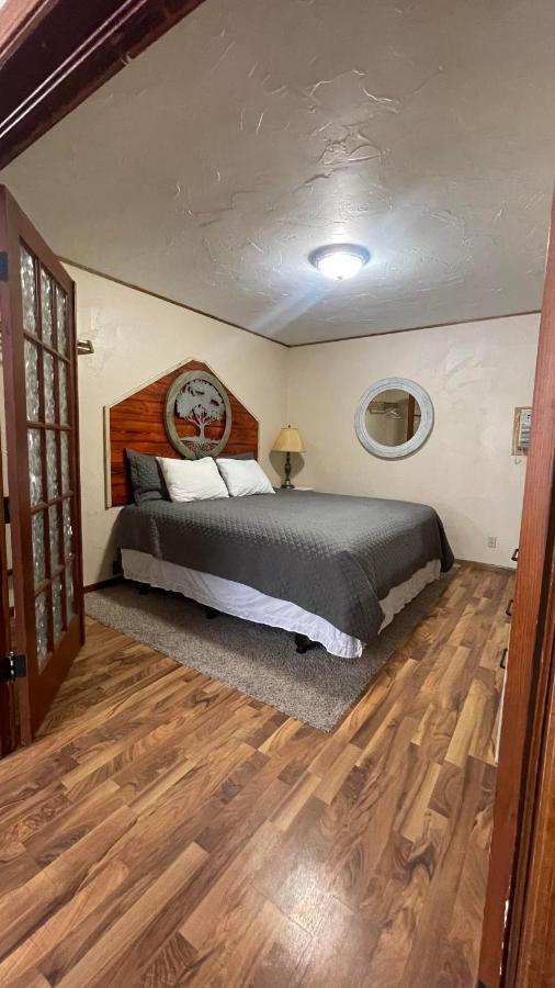 Cedar Wood Hotel